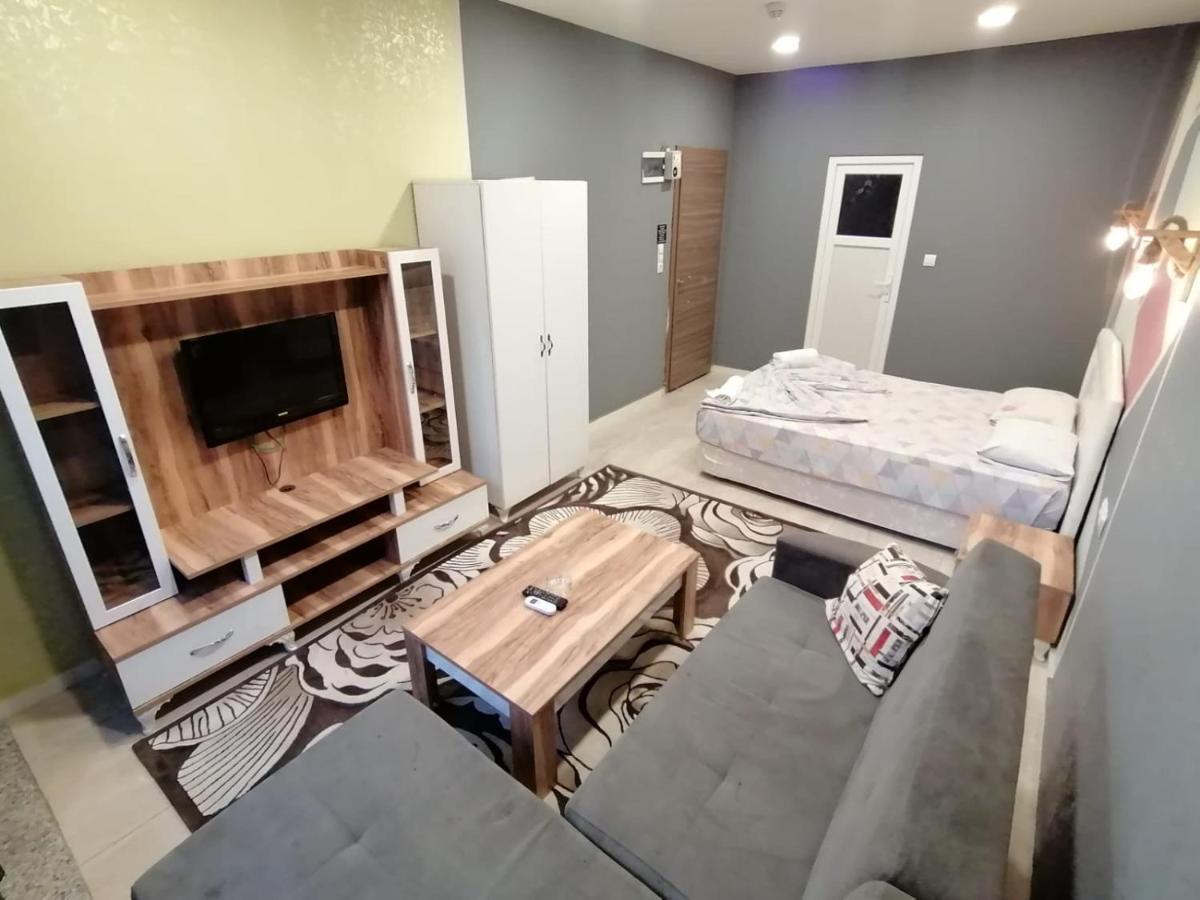 Aziz Apartament Antalya